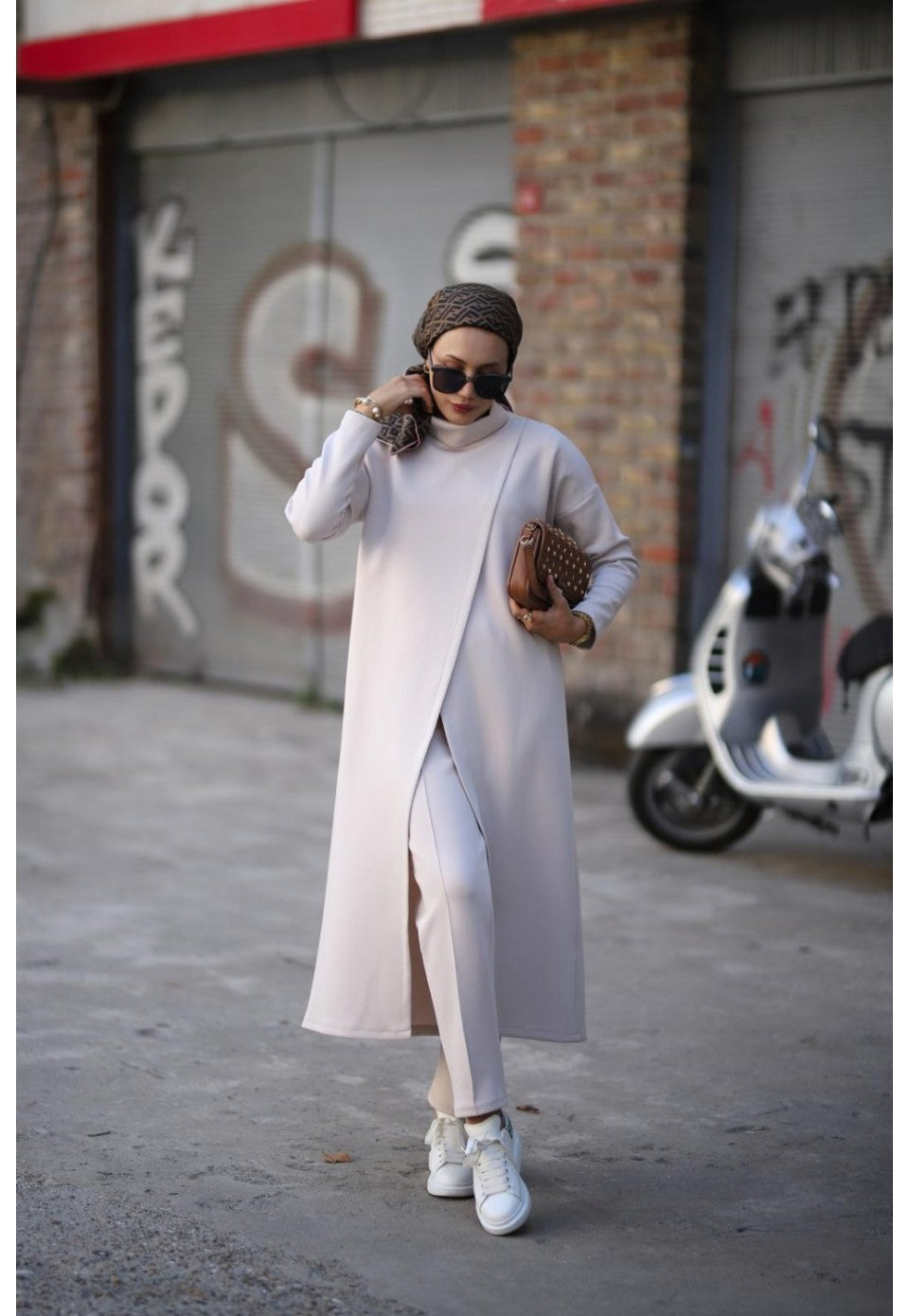 Boğazlı Tunik Pantolon Takım Taş
