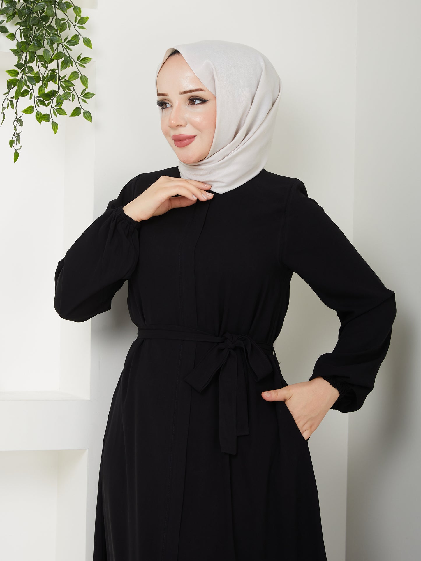 Beli Kuşaklı Salaş Tesettür Ferace- Siyah