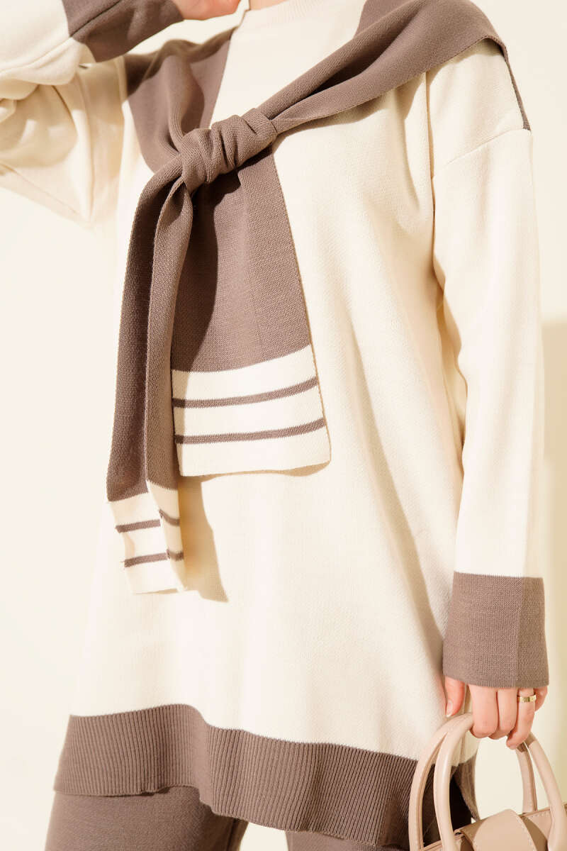 Atkılı Şerit Detaylı Triko İkili Takım vizon