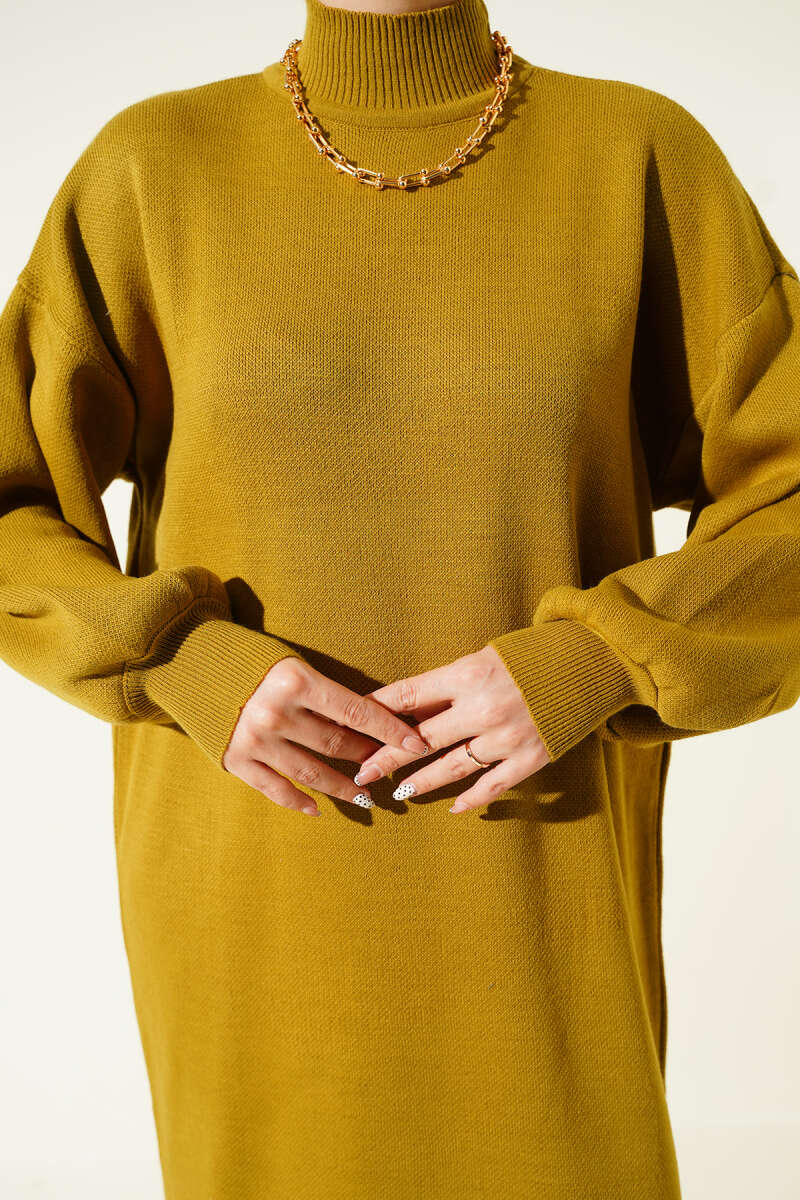 Balıkçı Yaka Düz Triko Elbise Yağ Yeşili