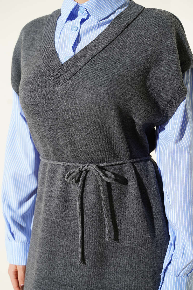 Çizgi Gömlek Garnili Triko Elbise gri