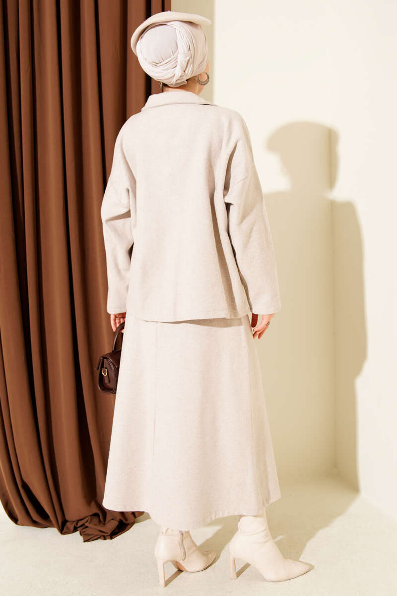 Ensemble deux pièces avec jupe en laine à poches zippées beige