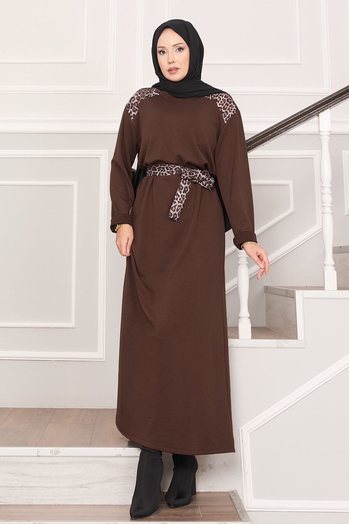 Leopar Garnili Kuşaklı Oyşo Elbise Kahverengi