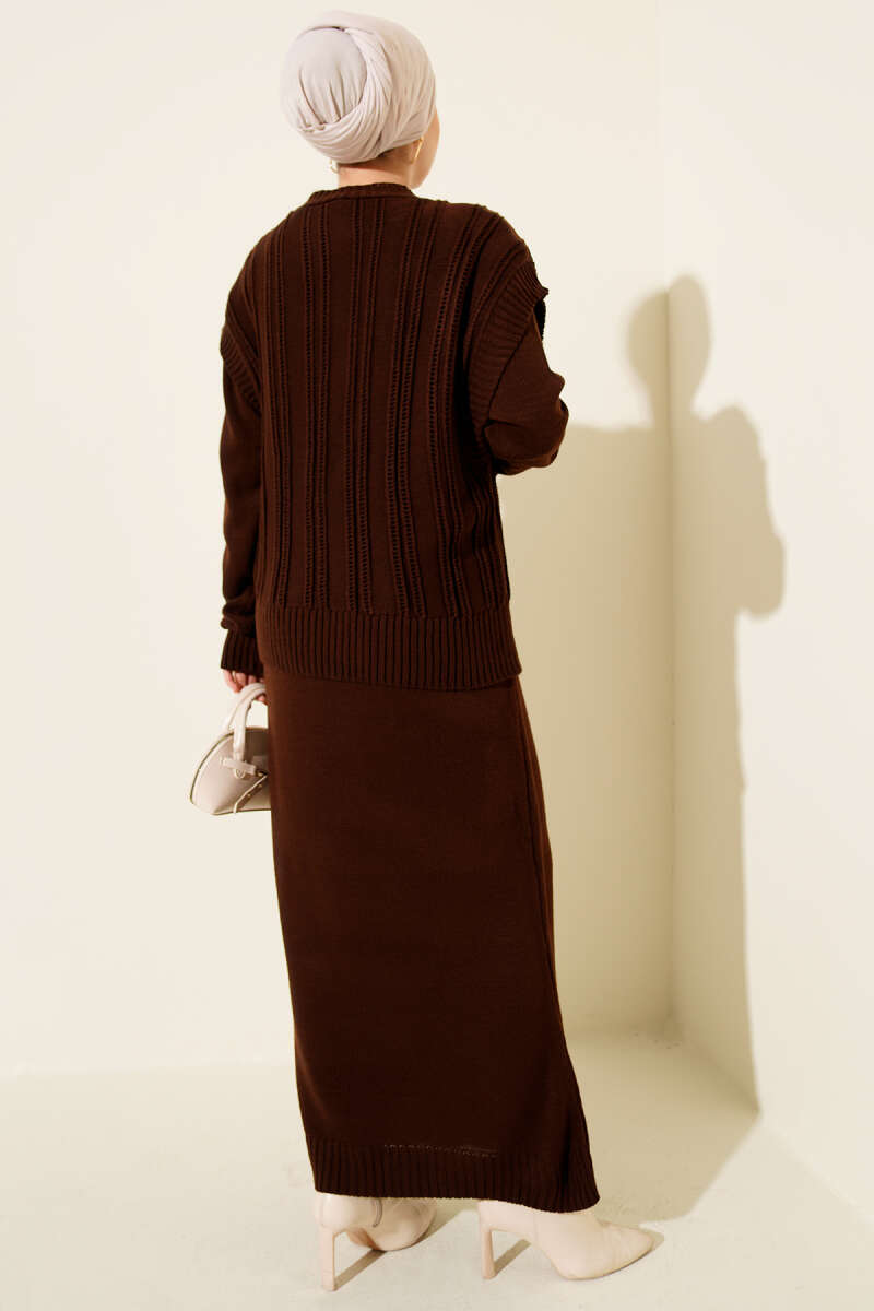 Two-Piece Set with Vest, Dress, and Knitwear Brown