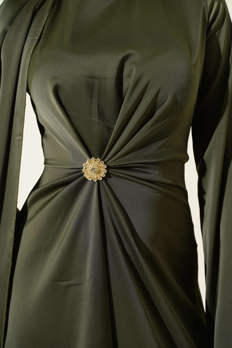 Bel Büzgü Detaylı Saten Abiye Elbise haki