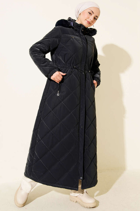 Bel Tünelli Kapüşonlu Kapitone Mont lacivert