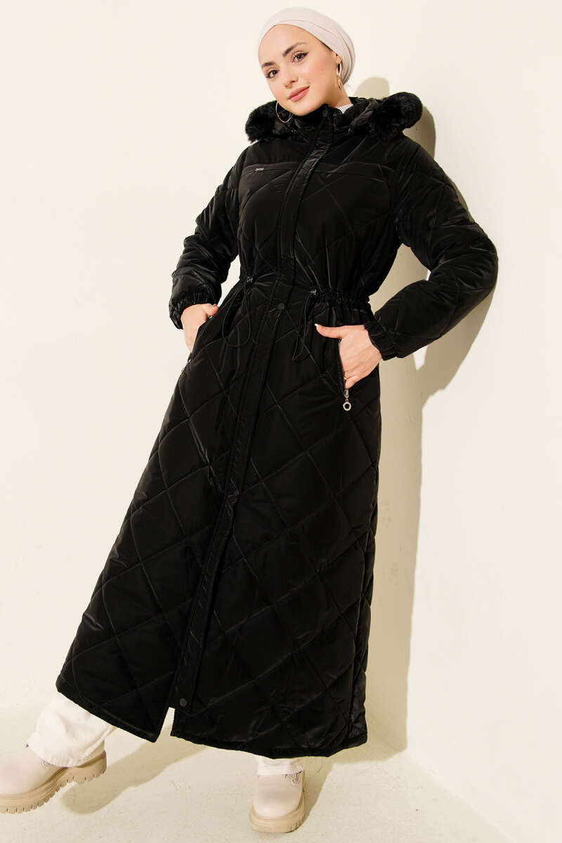 Bel Tünelli Kapüşonlu Kapitone Mont siyah