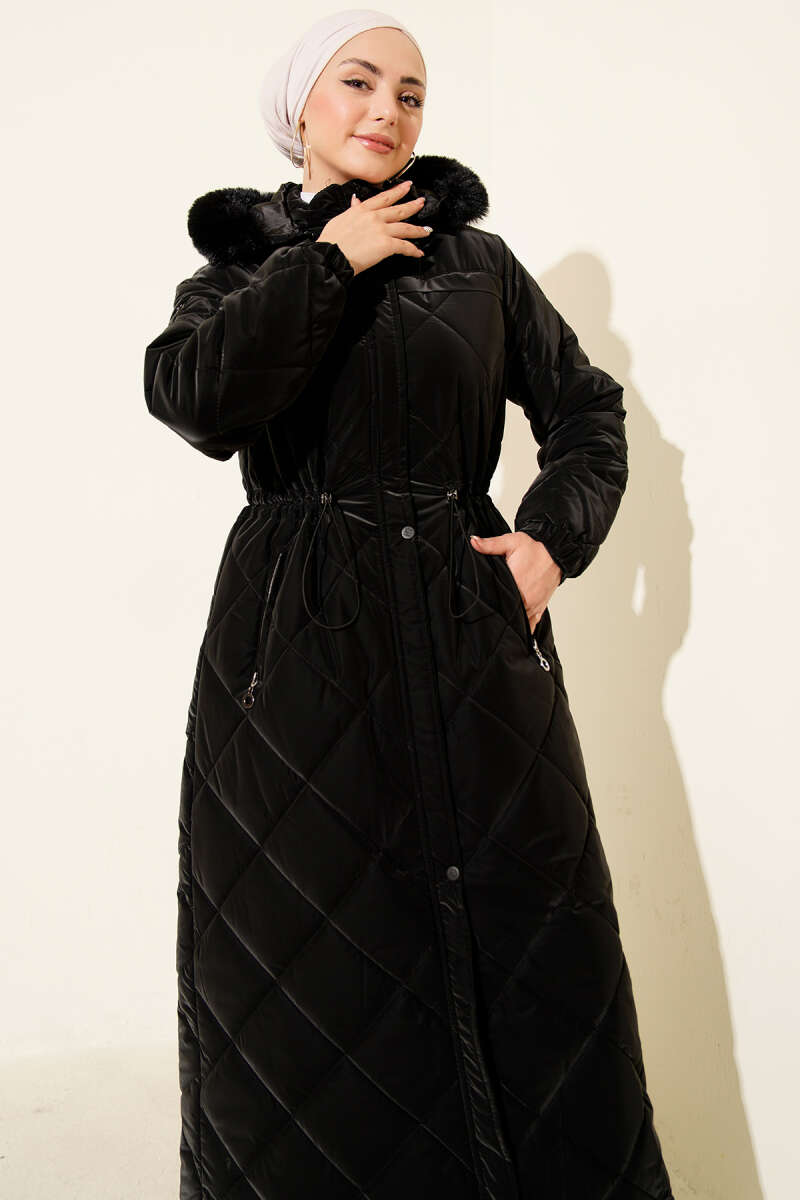 Bel Tünelli Kapüşonlu Kapitone Mont siyah