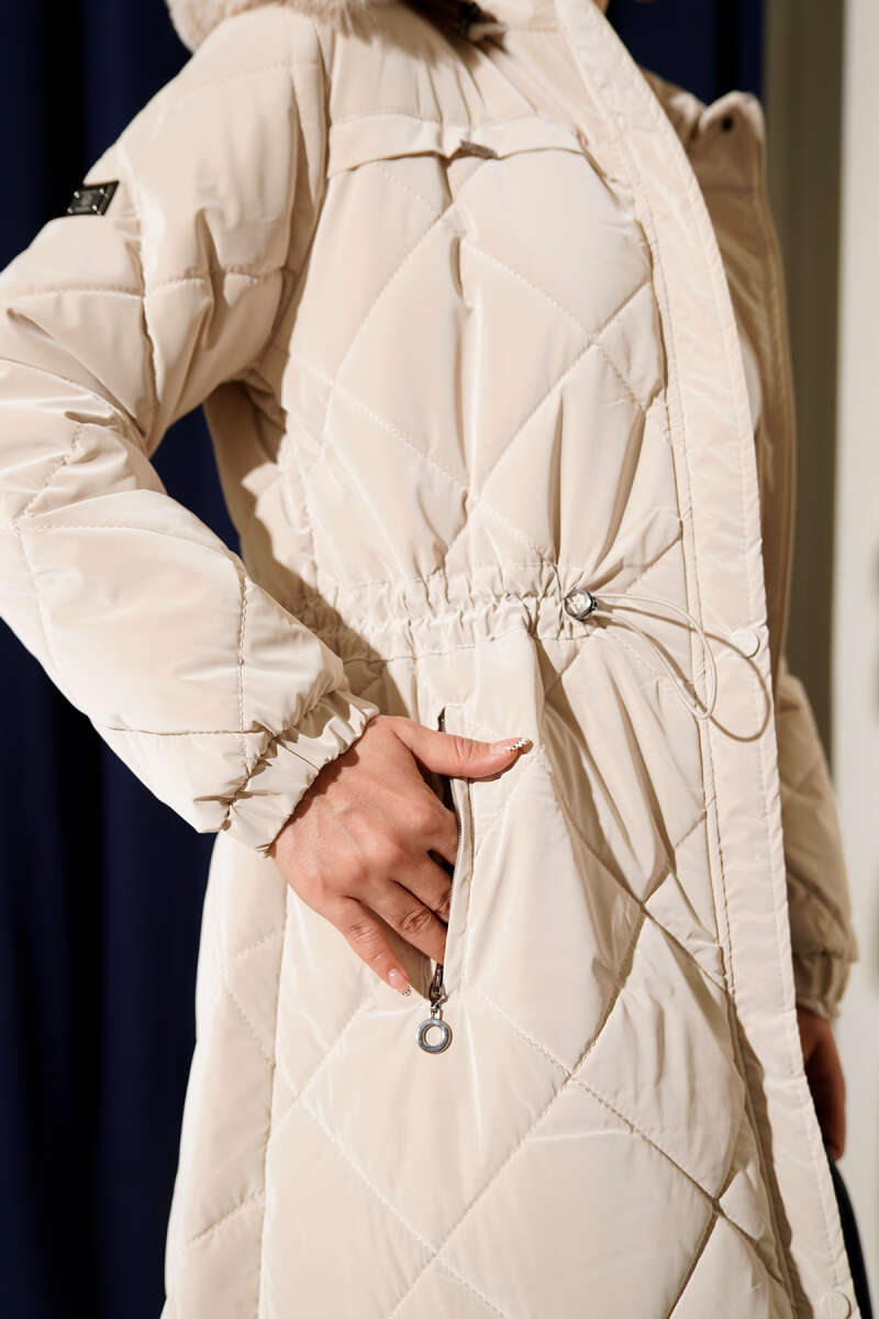 Bel Tünelli Kapüşonlu Kapitone Mont taş