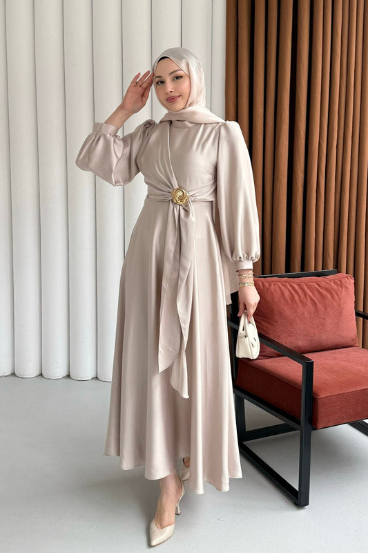 Broş Detaylı Premium Kumaş Saten Tesettür Abiye-taş