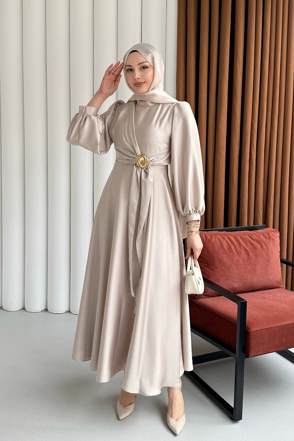 Broş Detaylı Premium Kumaş Saten Tesettür Abiye-taş