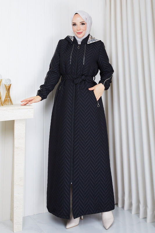 Burberry desenli Kapitone Manto siyah