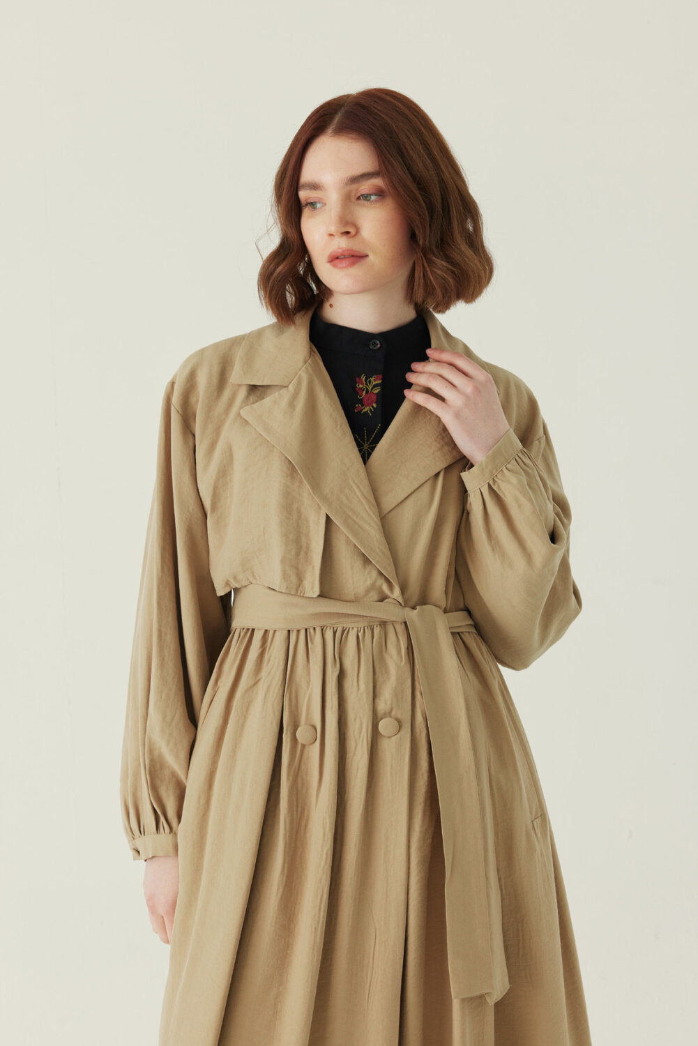 Modal Trenckot bej