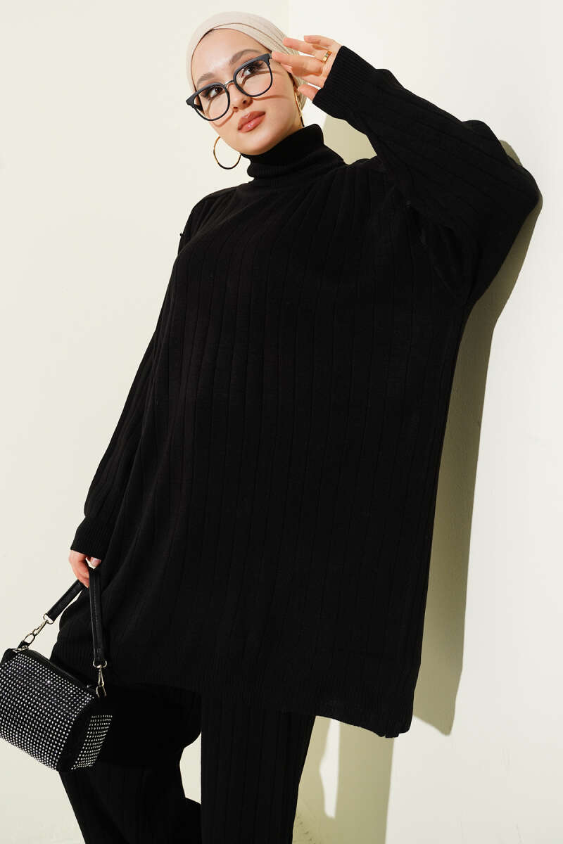 Turtleneck Oversize Knit Two-Piece Set black