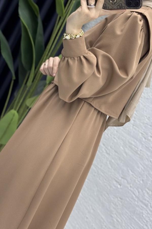 Robe avec gilet couleur tabac