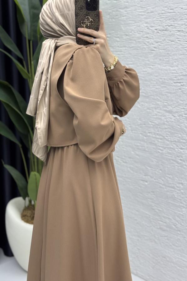 Robe avec gilet couleur tabac