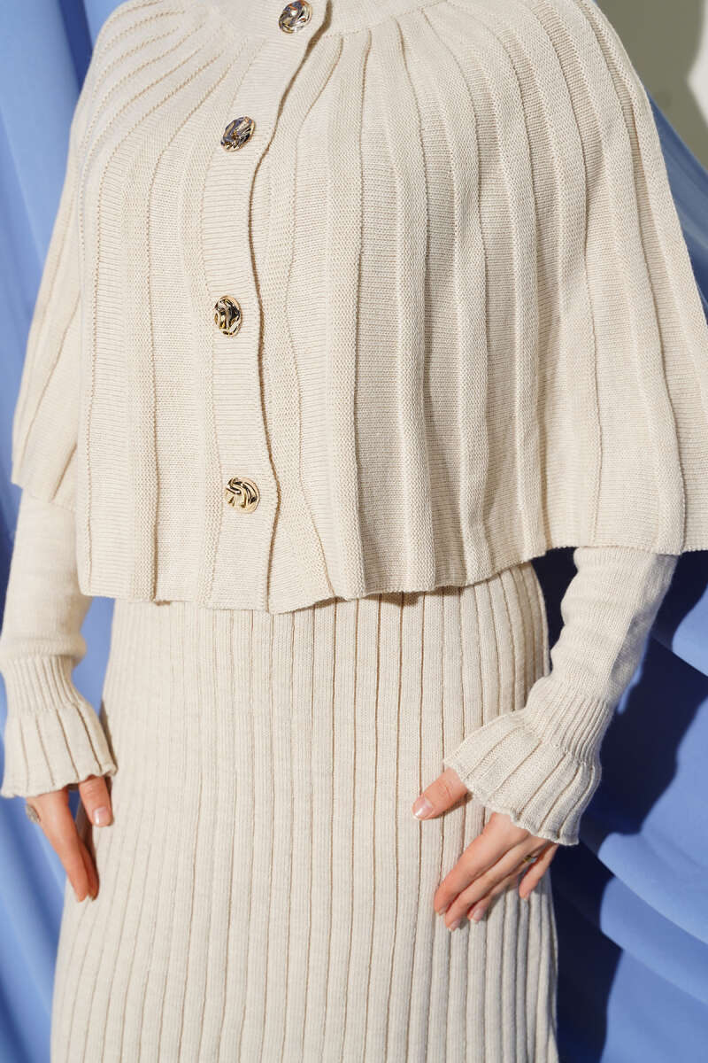 Düğmeli Pelerinli Triko Elbise Takım  taş