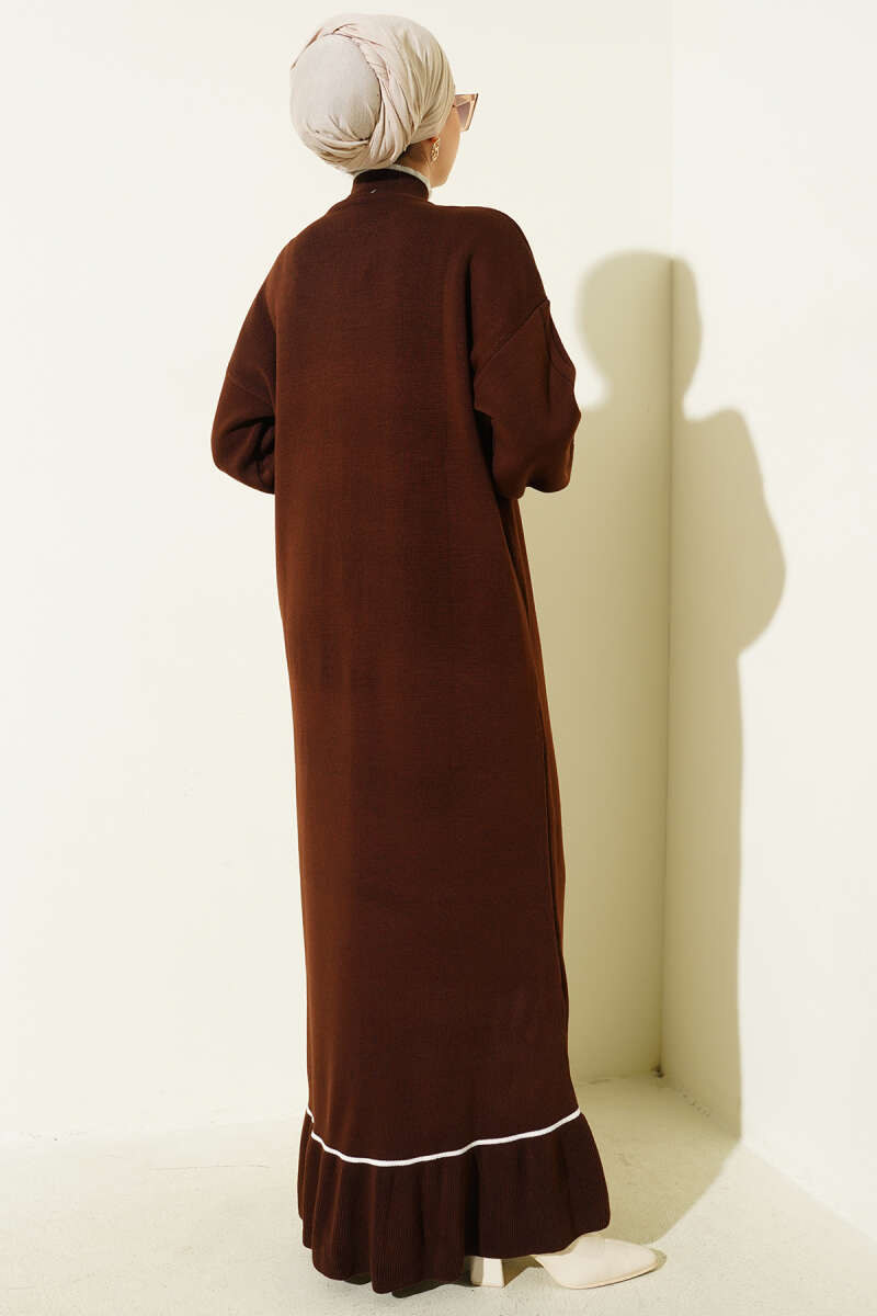 Etek Ucu Fırfır Detaylı Triko Elbise kahve