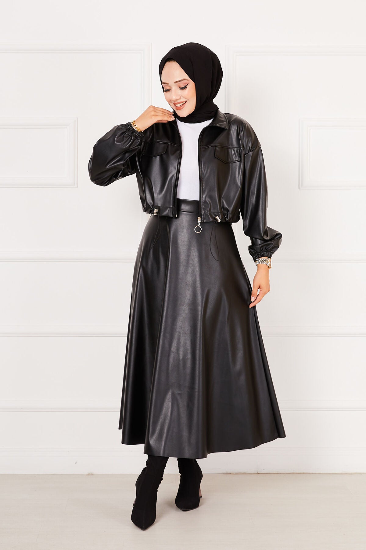 Skirt Leather Suit black