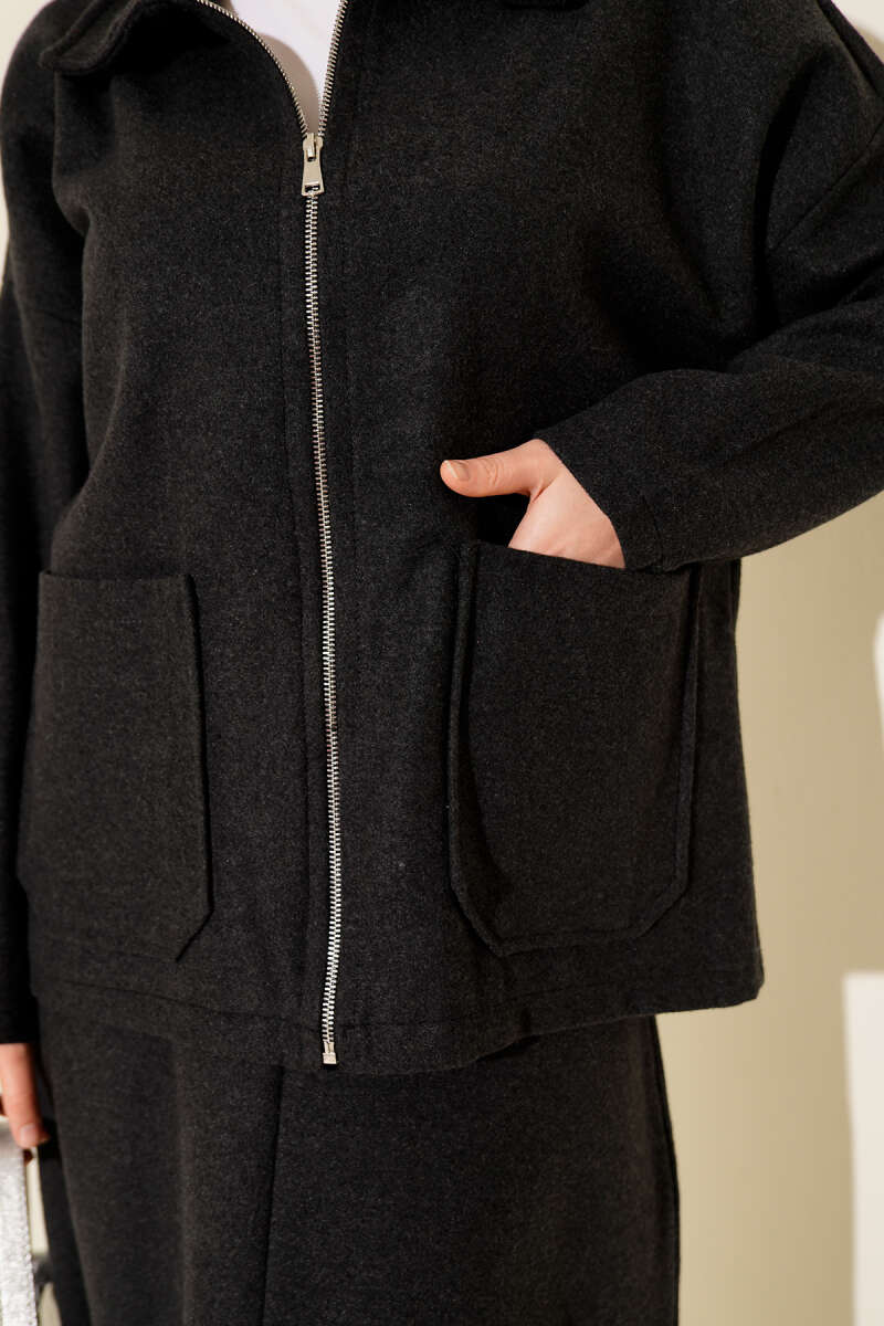 Ensemble Deux Pièces avec Jupe en Laine à Poches Fermées Fumé