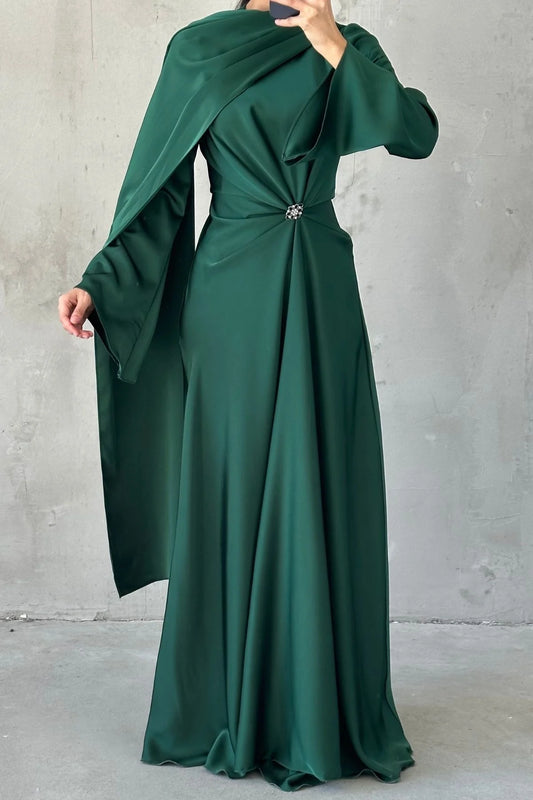 Broş Detaylı Saten Abiye Zümrüt yeşili