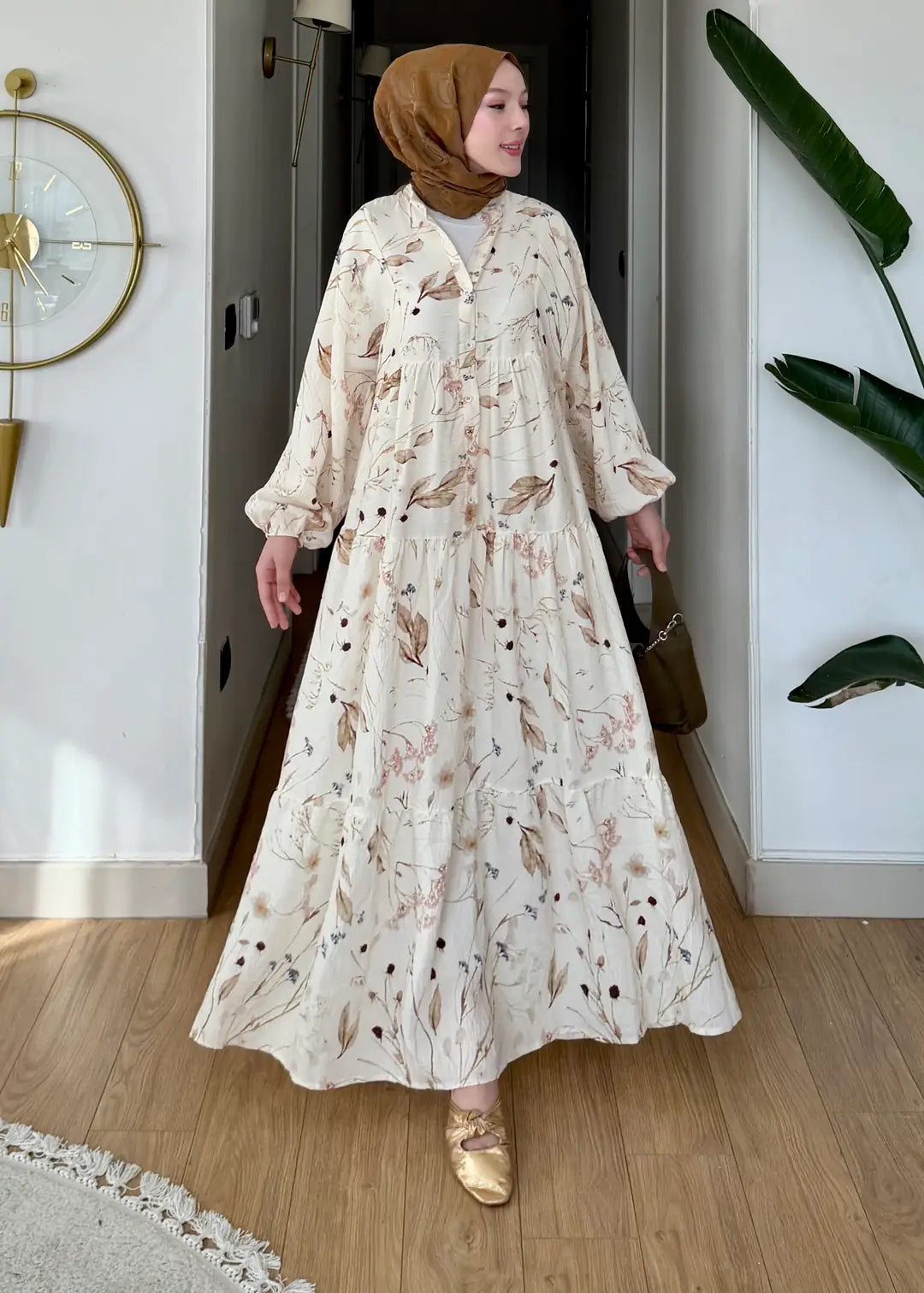 Lina çiçek desenli Elbise