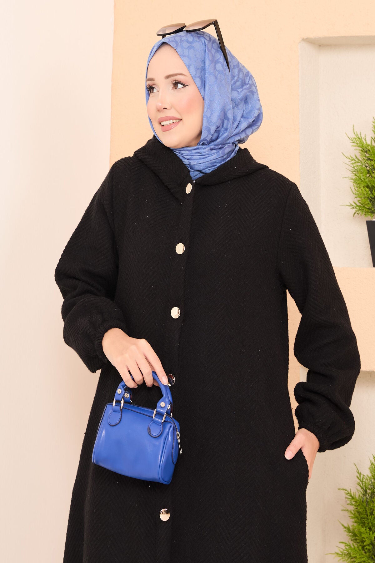 Kapüşon Detaylı ,Kaşe Kap siyah