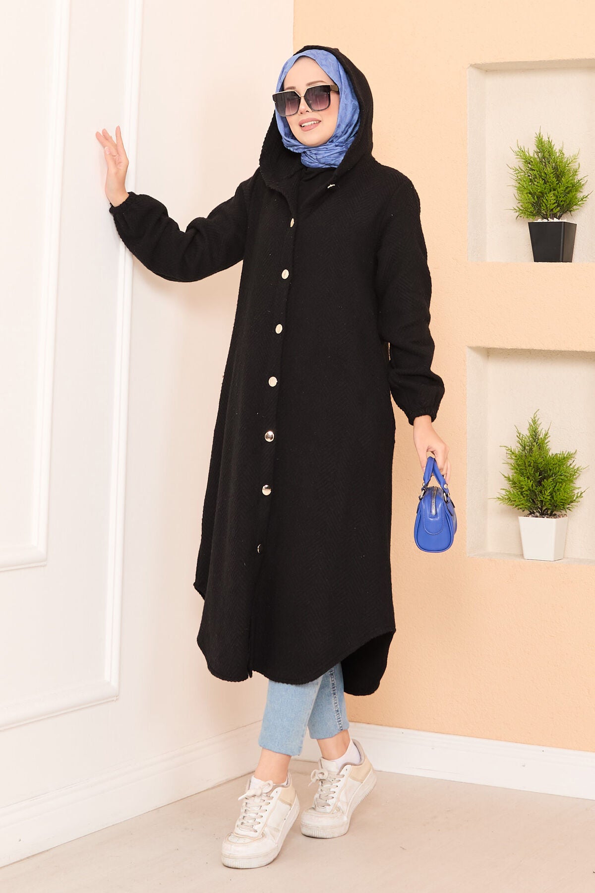 Kapüşon Detaylı ,Kaşe Kap siyah