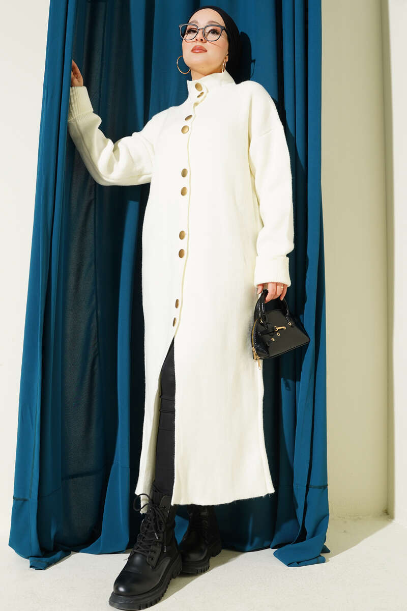 Metal Gold Düğmeli Uzun Triko Hırka beyaz