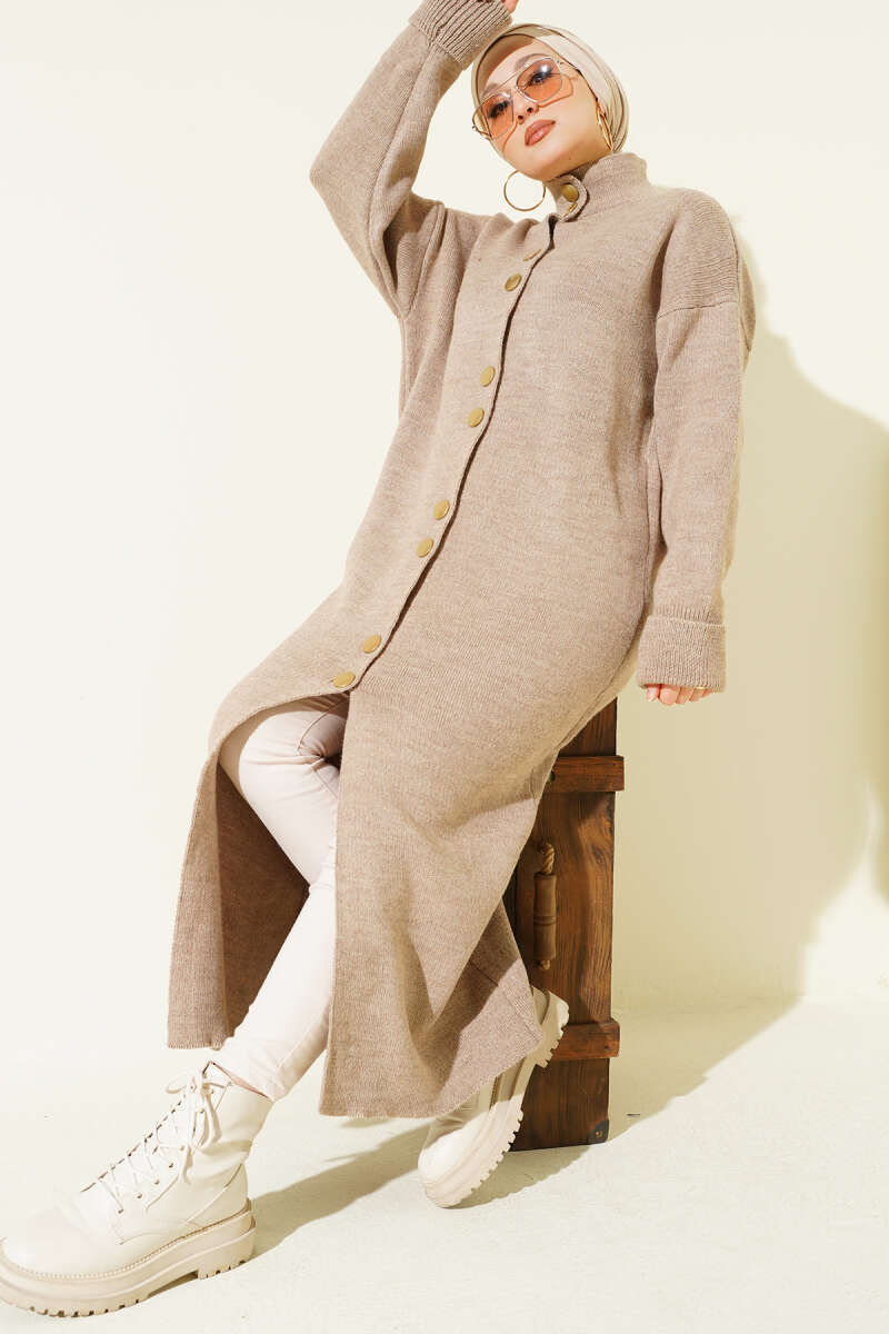 Cardigan long en tricot avec boutons métal doré couleur vison