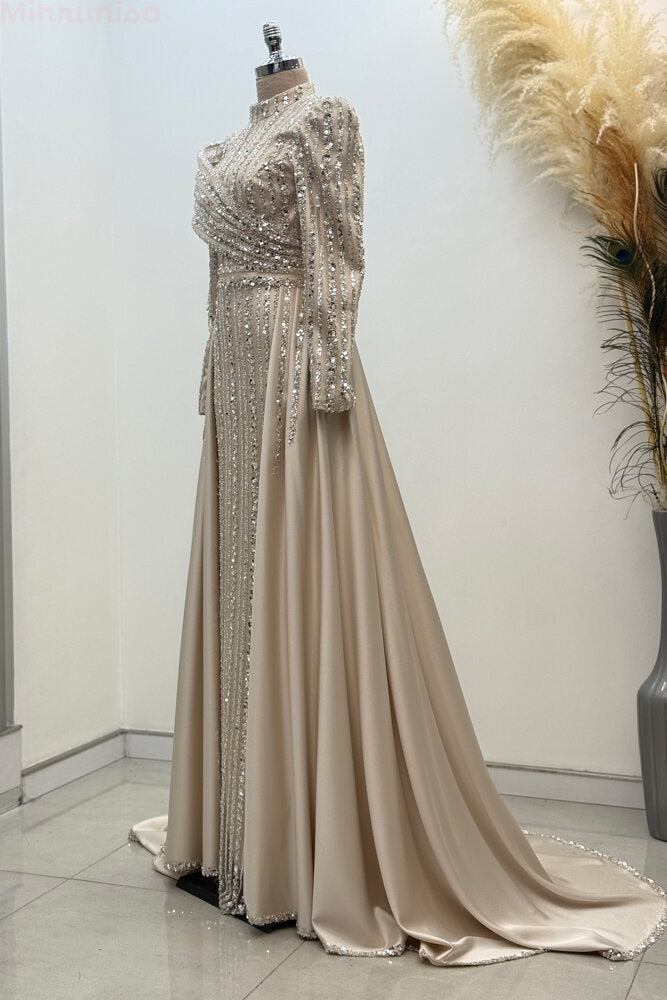 Omuz Detaylı Saten Abiye gold