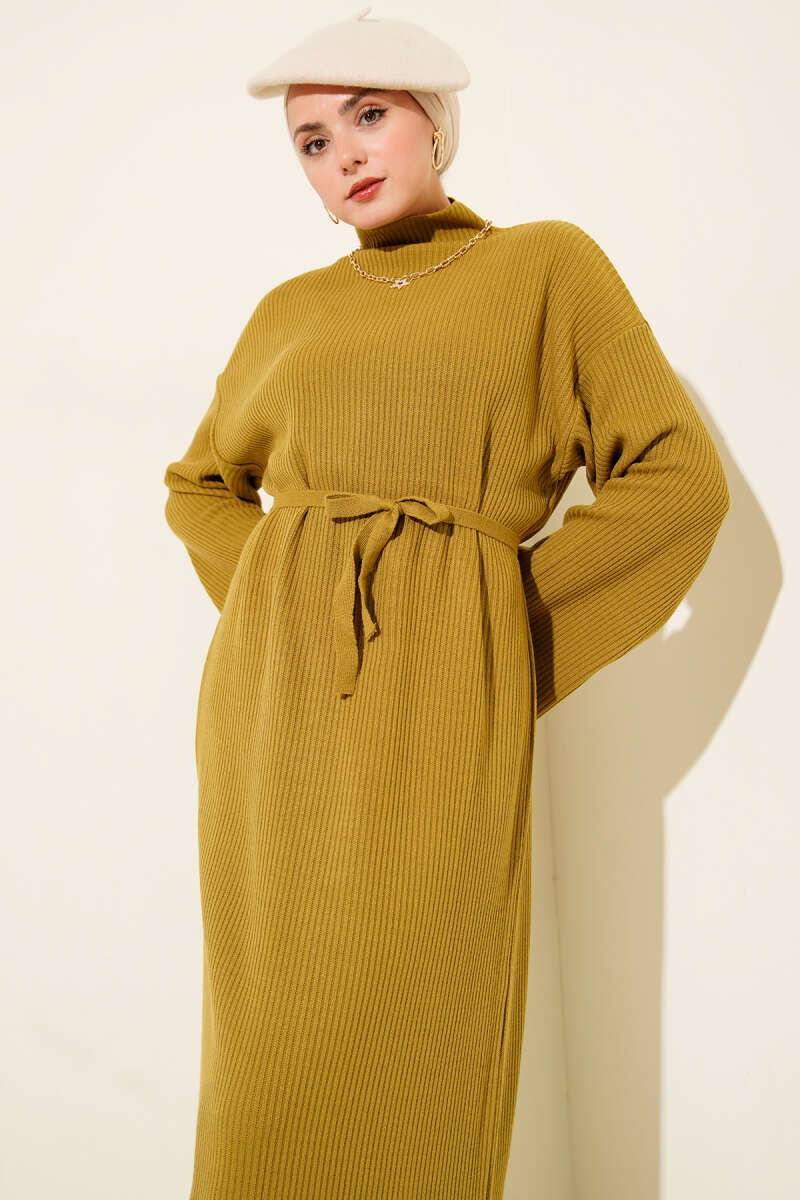 Loose Belted Knit Dress olive green