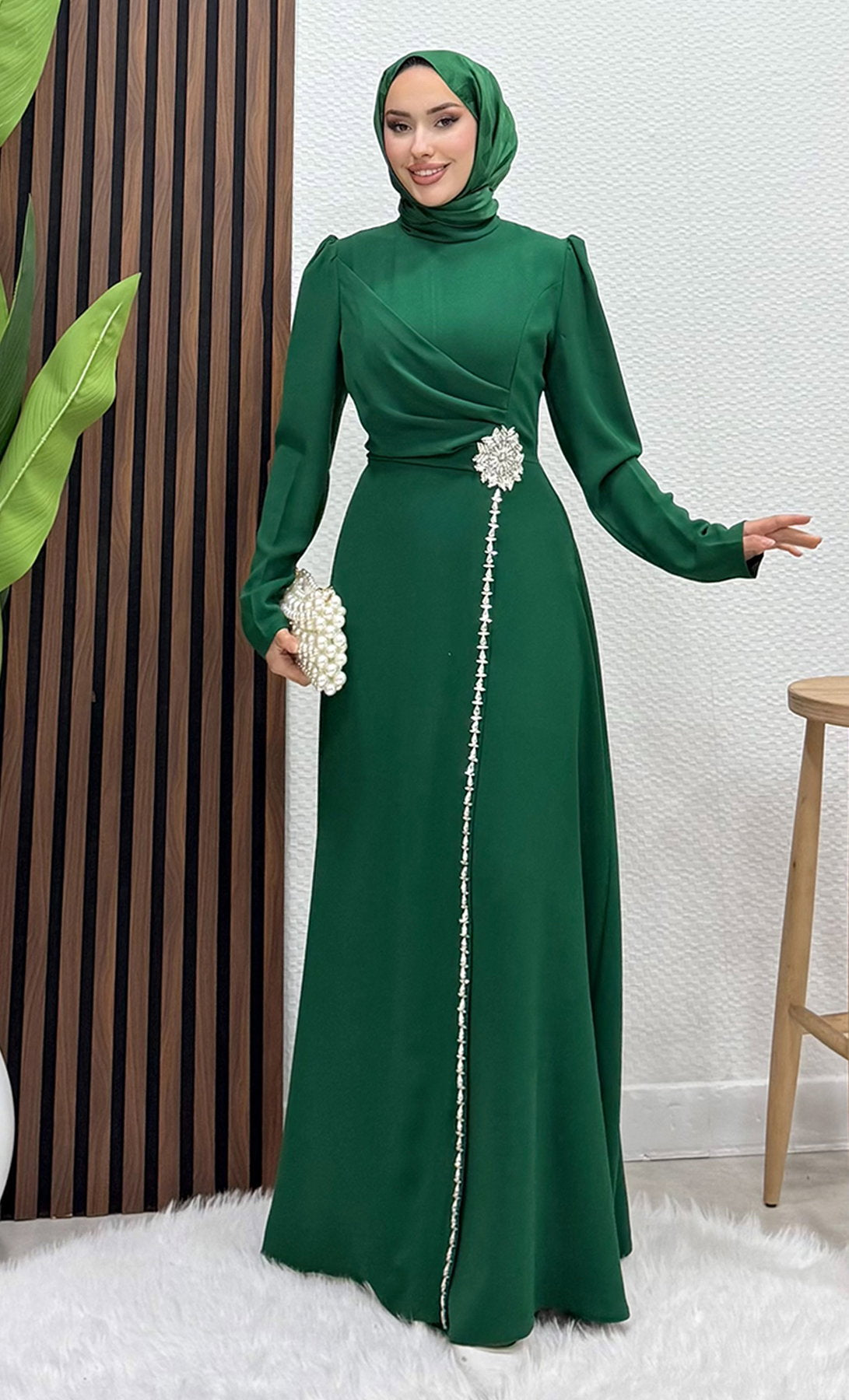 Taillenband besticktes Krepp-Abendkleid Smaragd