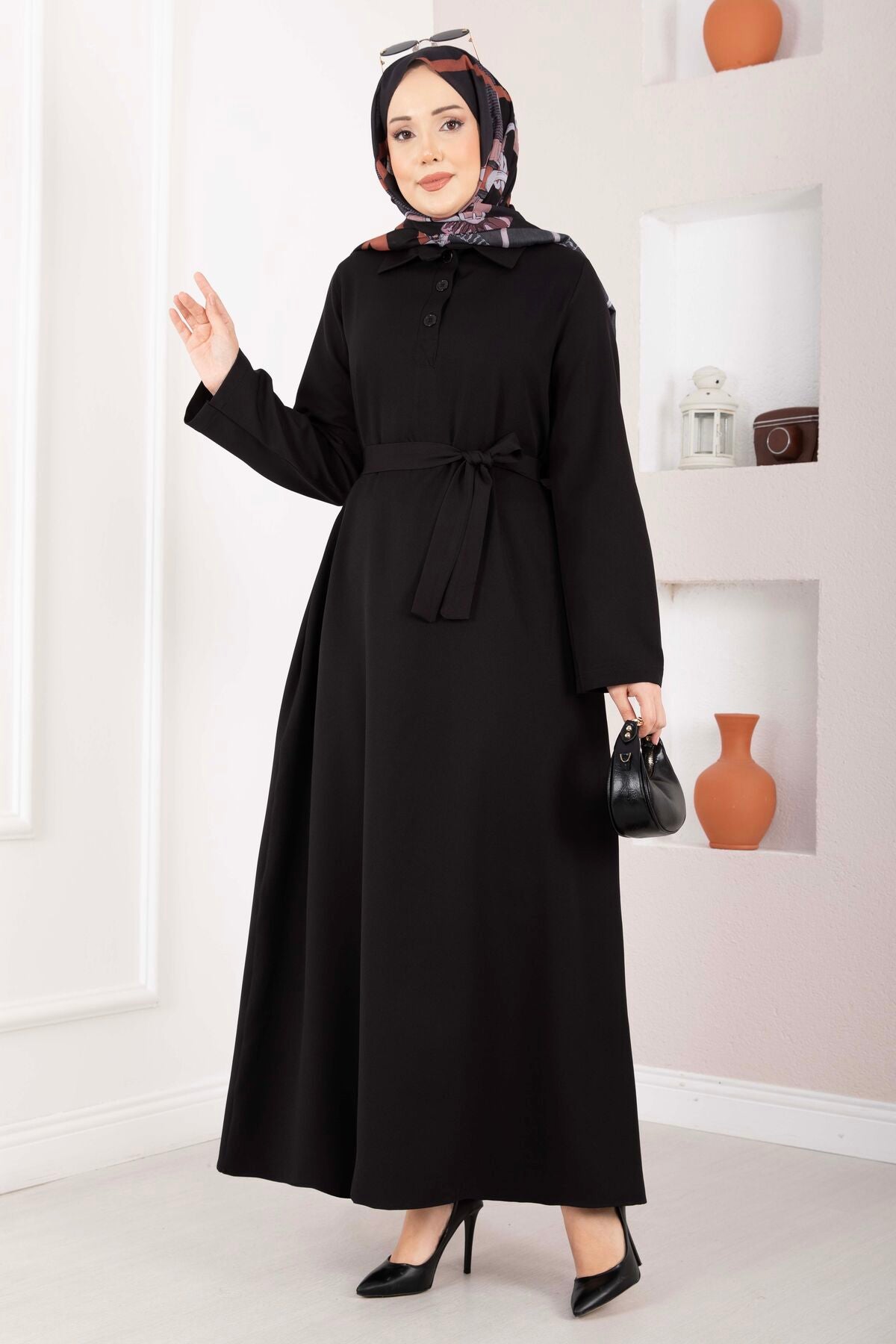 Yarım Düğmeli Kuşaklı Tesettür Elbise siyah