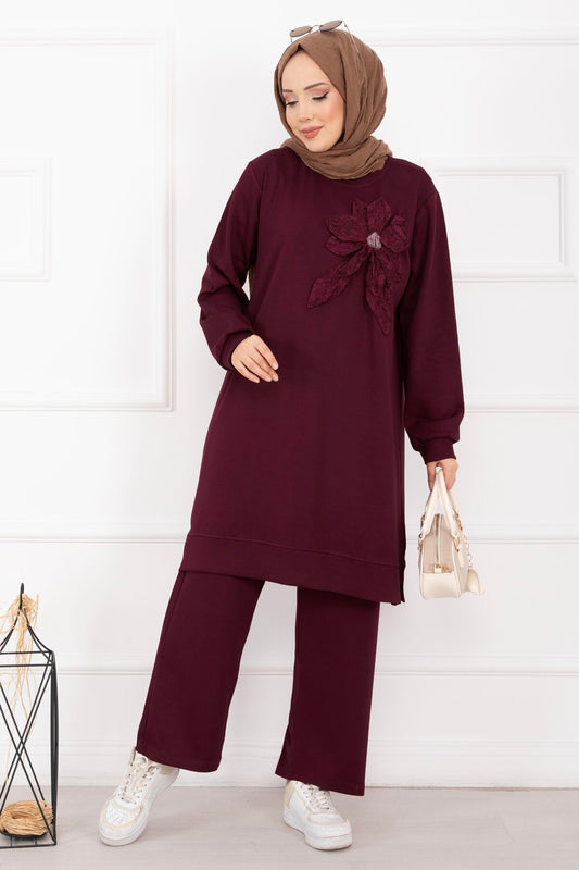 Taş İşlemeli Kabartma Çiçekli Tesettür Takım bordo