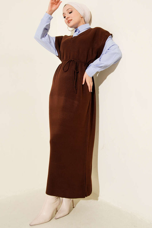 Çizgi Gömlek Garnili Triko Elbise Kahverengi