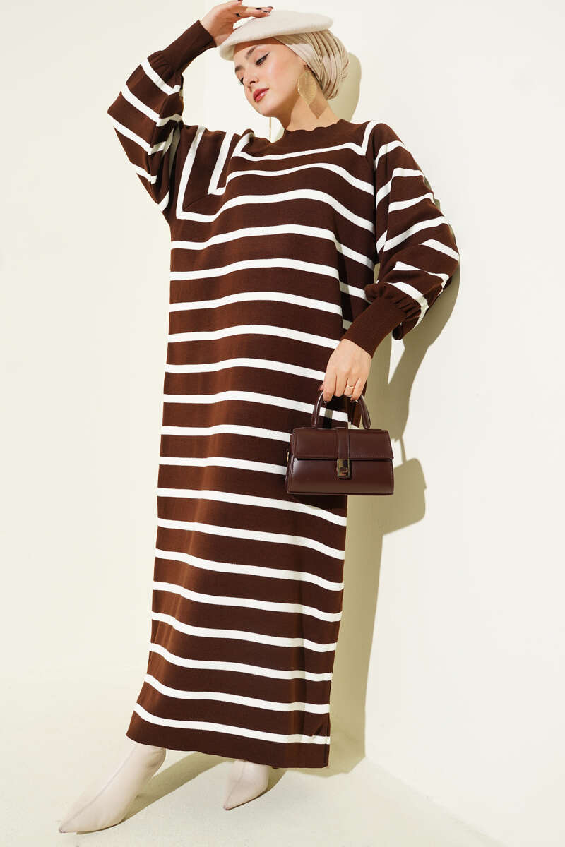 Yatay Çizgili Basic Triko Elbise Kahverengi