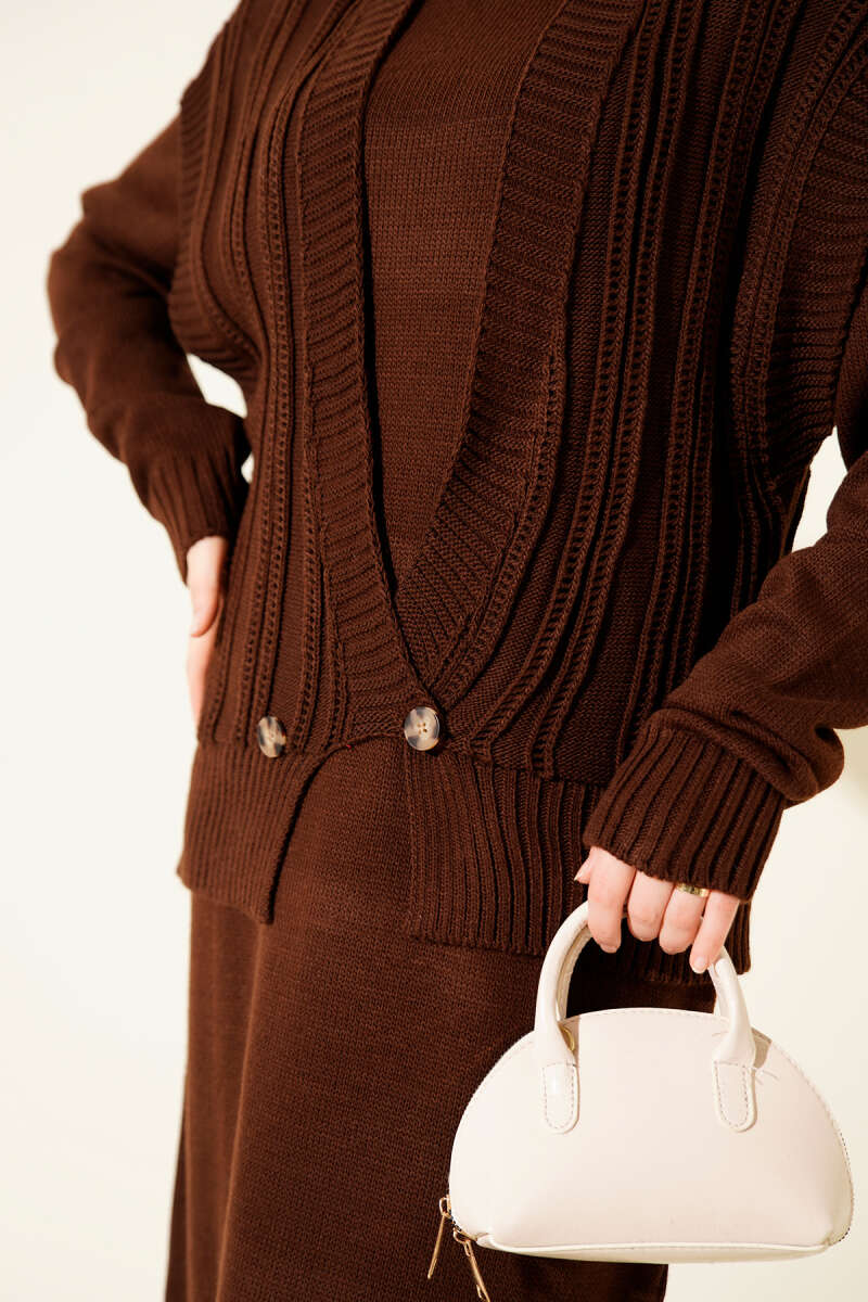 Two-Piece Set with Vest, Dress, and Knitwear Brown